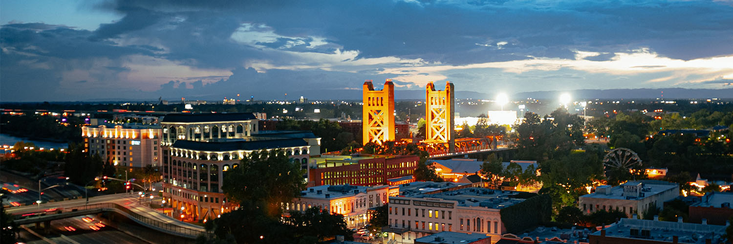 sacramento skyline with tower bridge